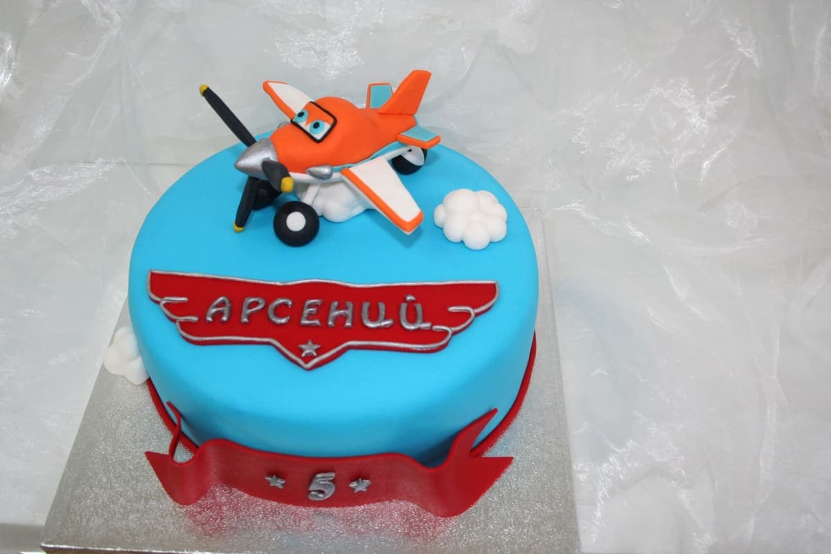 Disney Planes Motivtorte mit Dusty Crophopper Flugzeug